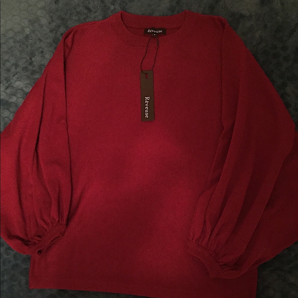Burgundy size small Reveuse balloon sleeve top